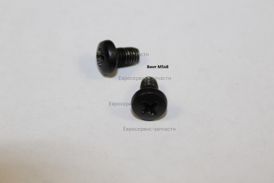 Винт M5х8 мм